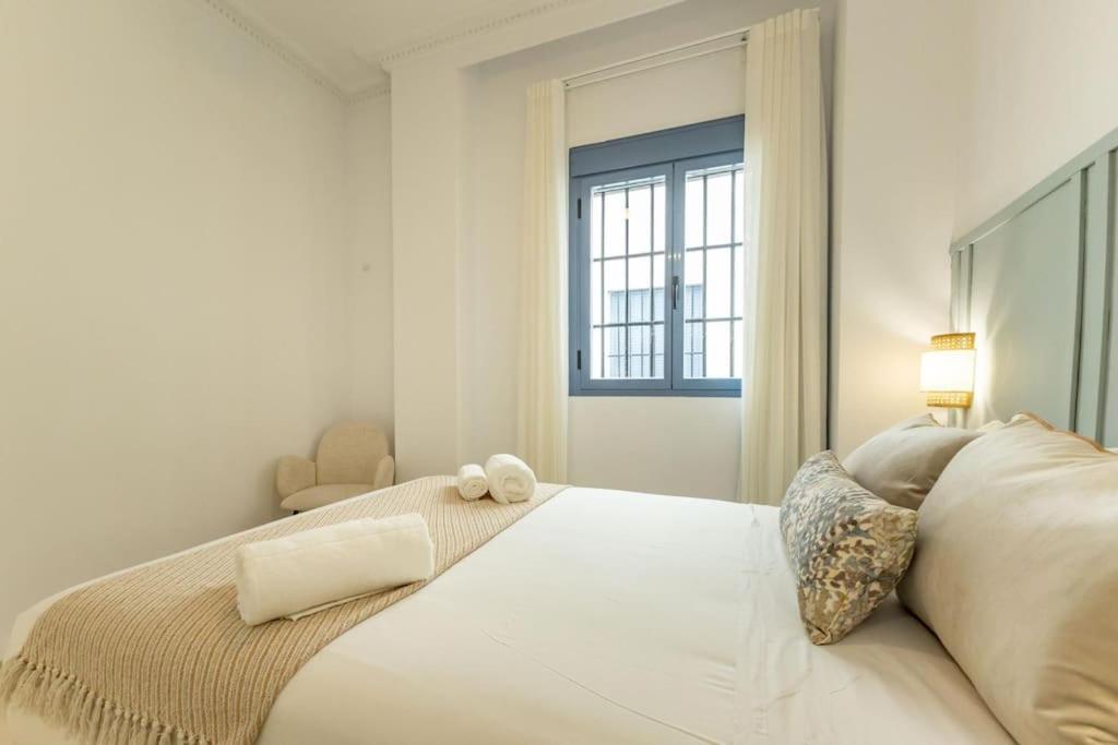 Imperial Central Suite By Valcambre เซบีญา ภายนอก รูปภาพ
