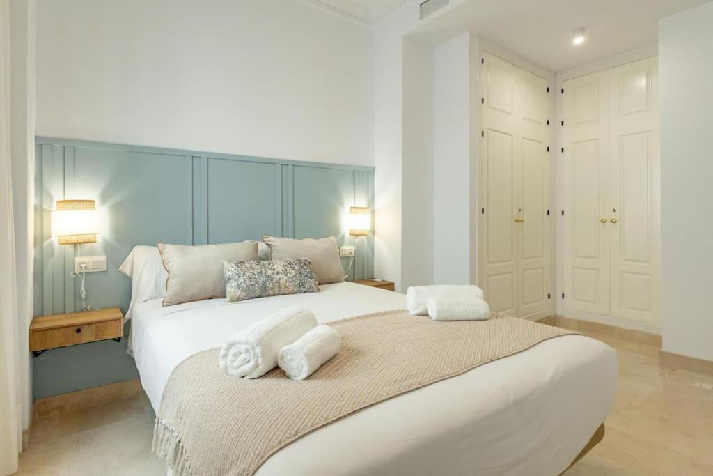 Imperial Central Suite By Valcambre เซบีญา ภายนอก รูปภาพ